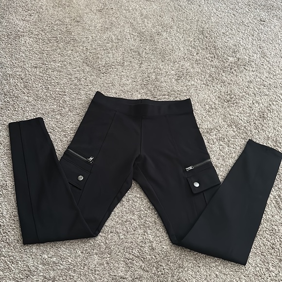 Women’s Express Leggings with Pockets Size XS - Picture 3 of 10